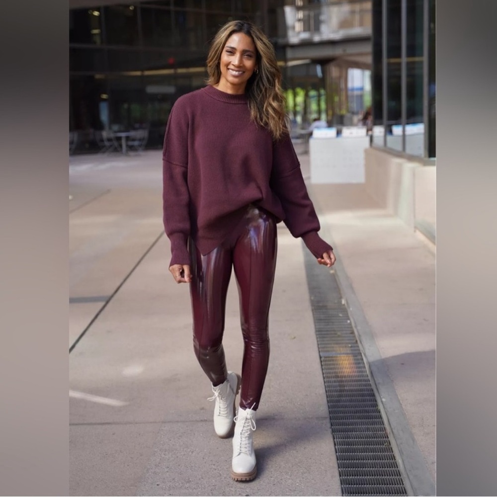 NWT SPANX Ruby Faux apparent Leather Leggings!
